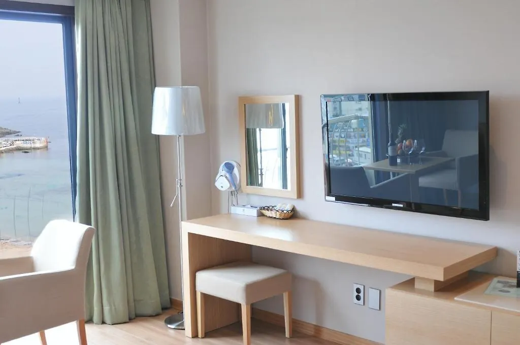 Songjung Hotel Busan 3*,