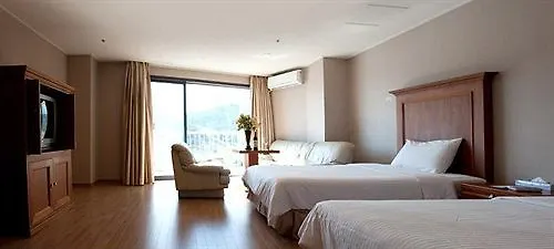 Songjung Hotel Busan 3*,